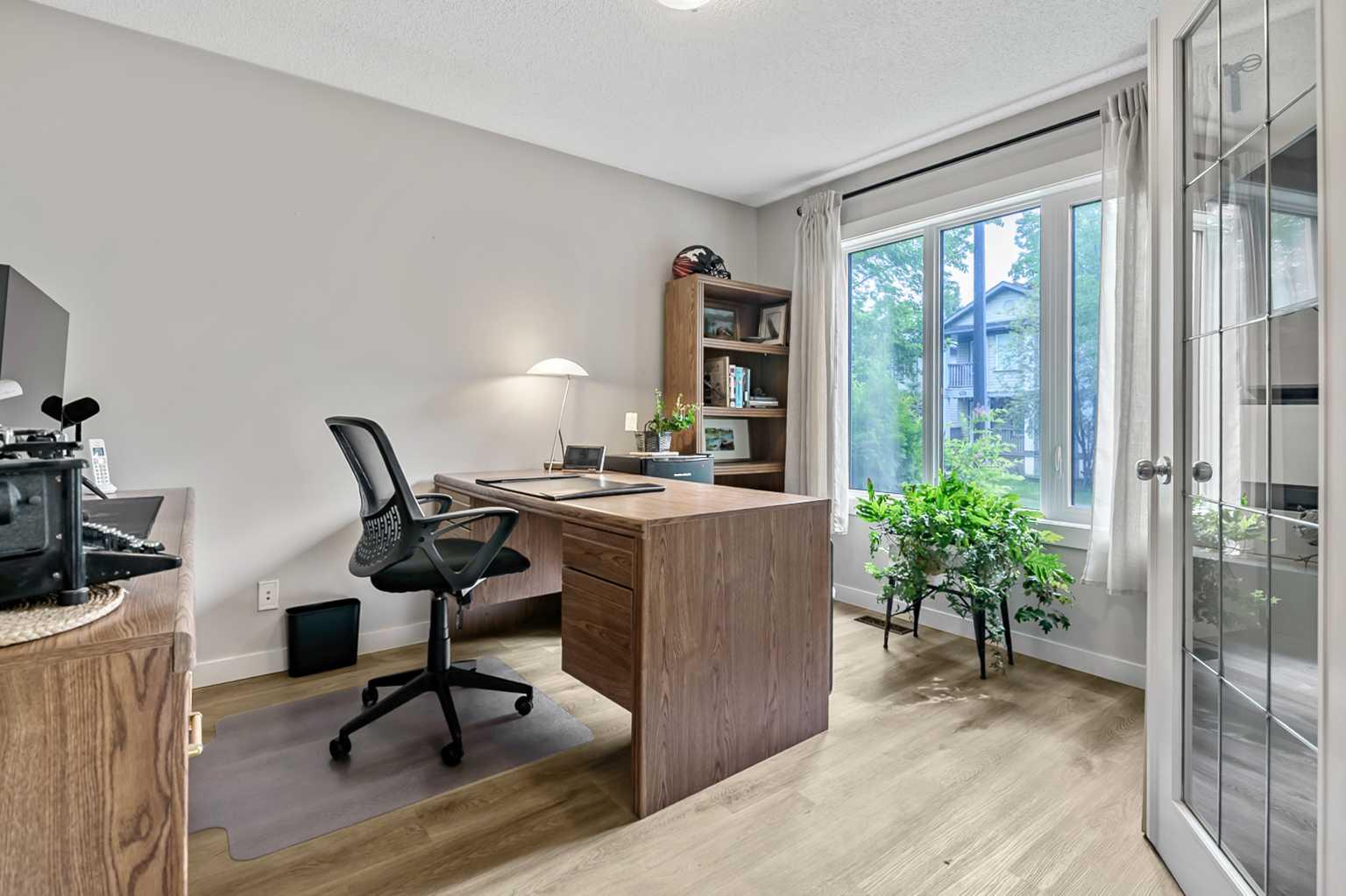87 ELGIN Drive