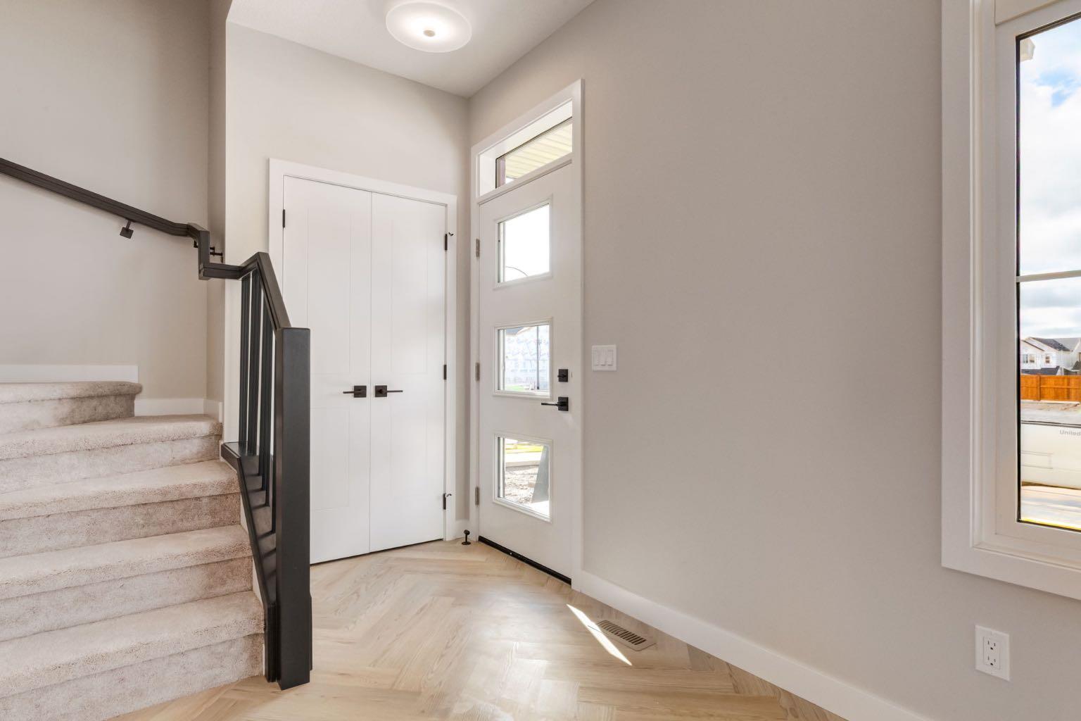 214 Sora Gardens SE