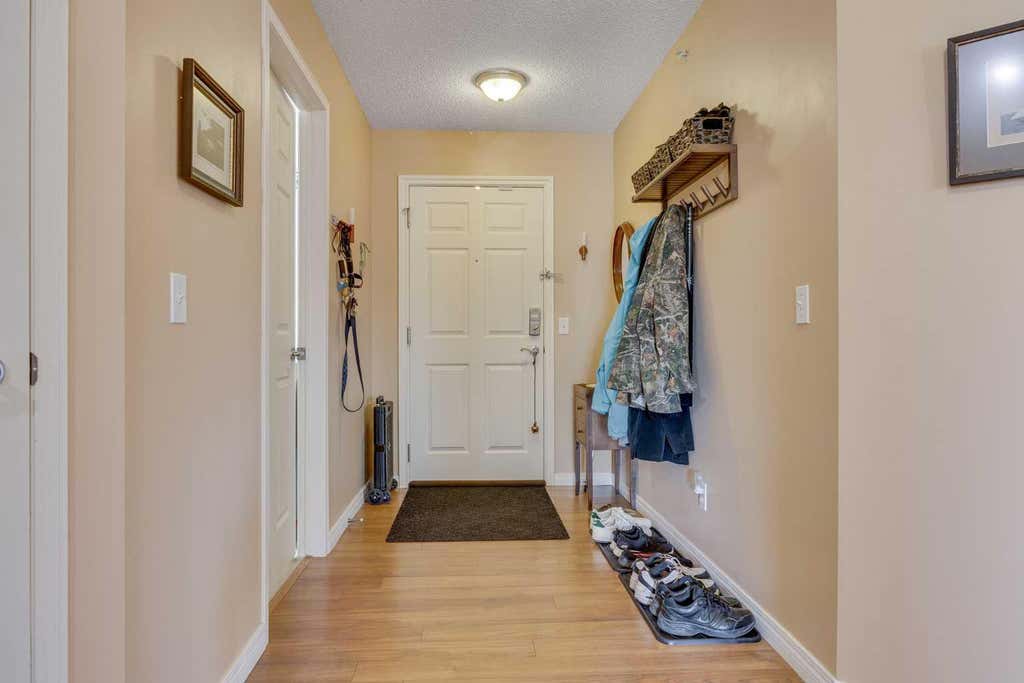 Photo of 950 Arbour Lake Road NW #1314, Calgary, AB T2G 5B3 (MLS # A2326492)