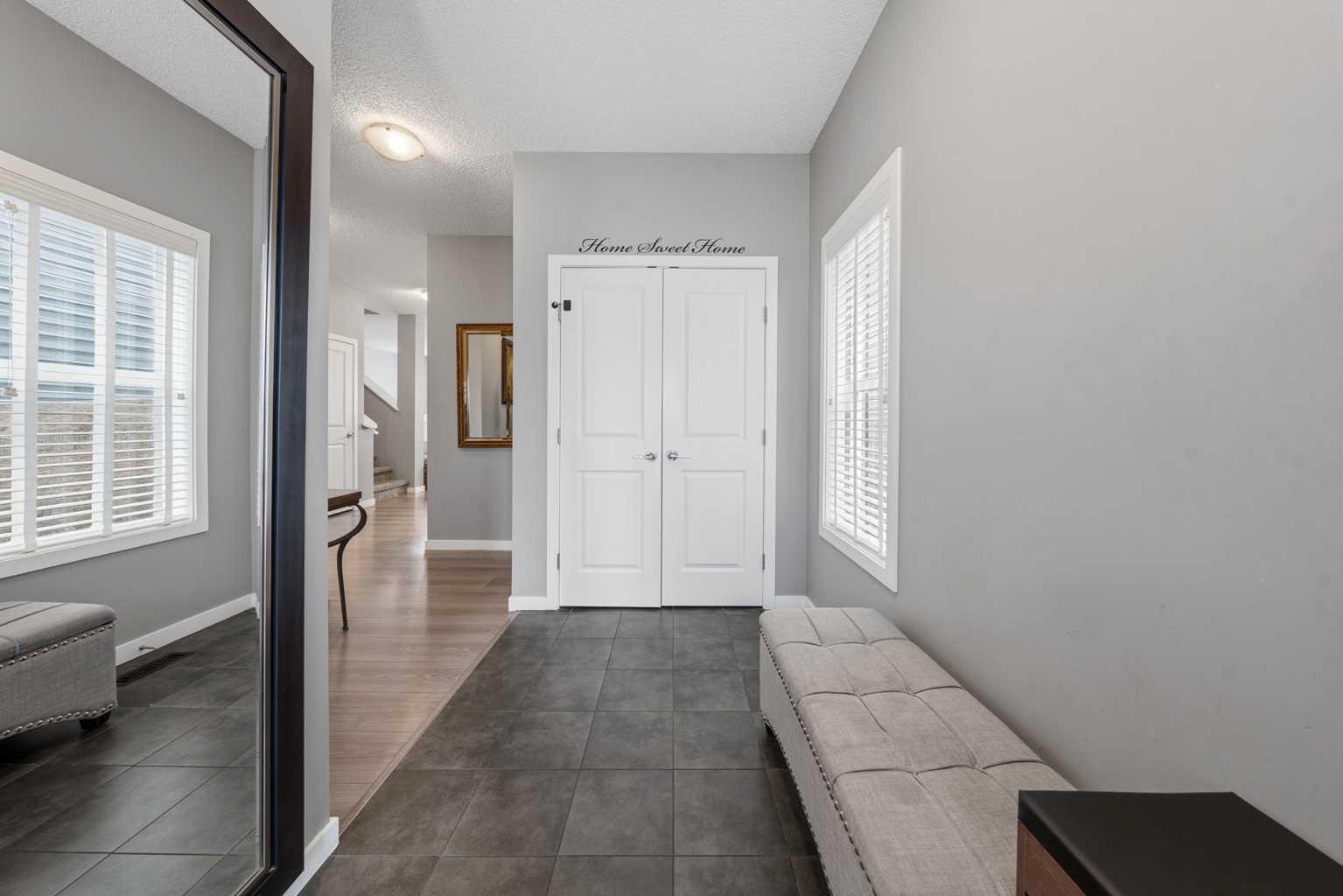 286 Kings Heights Drive SE