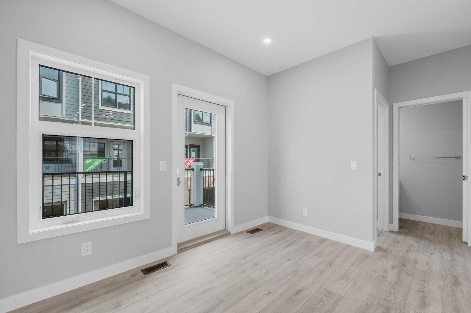 607 Mahogany Road SE