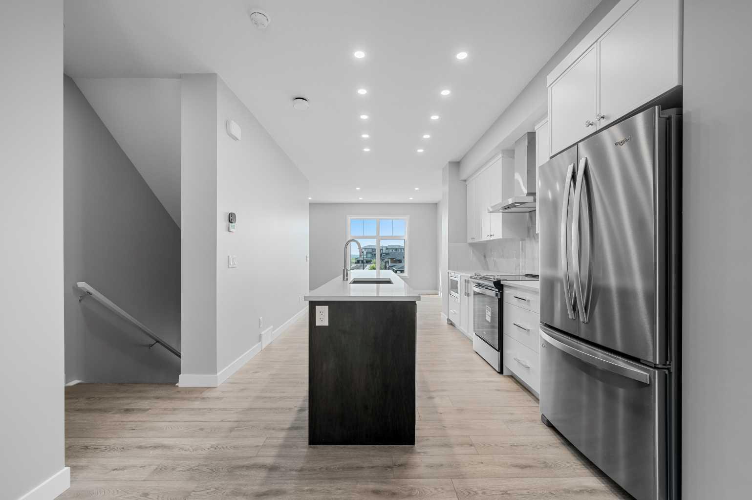 607 Mahogany Road SE