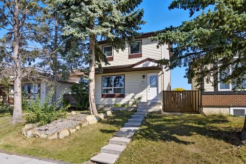 20 Whitmire Road NE Calgary AB T1Y 5X5