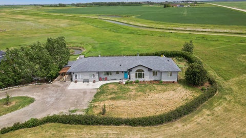 Photo of 250020 Range Road 275, Rural Rocky View County, AB T1P 1L7 (MLS # A2313156)