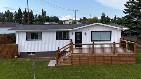 Photo of 1102 55 Street, Edson, AB T7E 1J7 (MLS # A2340781)