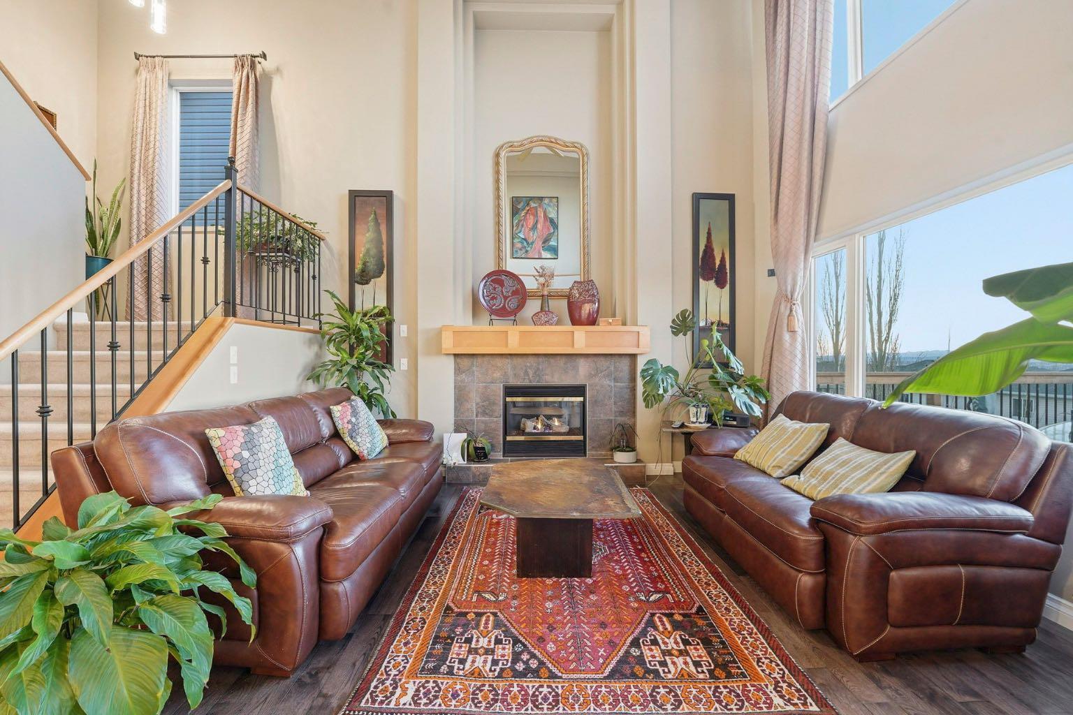 54 Rockbluff Close NW