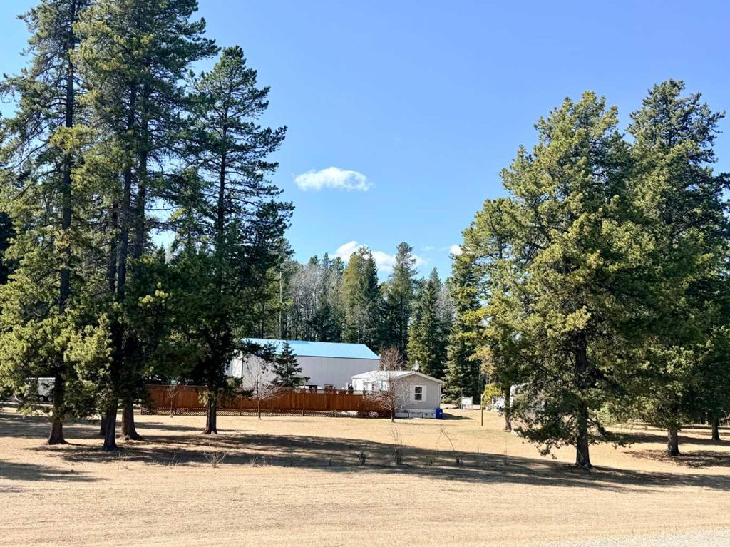 Photo of 1 Pine Ridge Drive Dr, Rural Clearwater County, AB T4T 2A4 (MLS # A2303905)