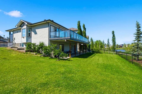 Photo of 124 West Creek Glen, Chestermere, AB T1X 1P8 (MLS # A2331350)