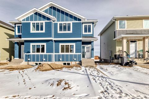 1947 Mccaskill Drive Crossfield AB T0M 0S0