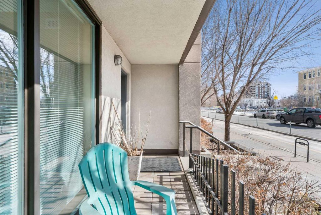 Photo of 1132 12 Avenue SW, Calgary, AB T2R 0J7 (MLS # A2292659)