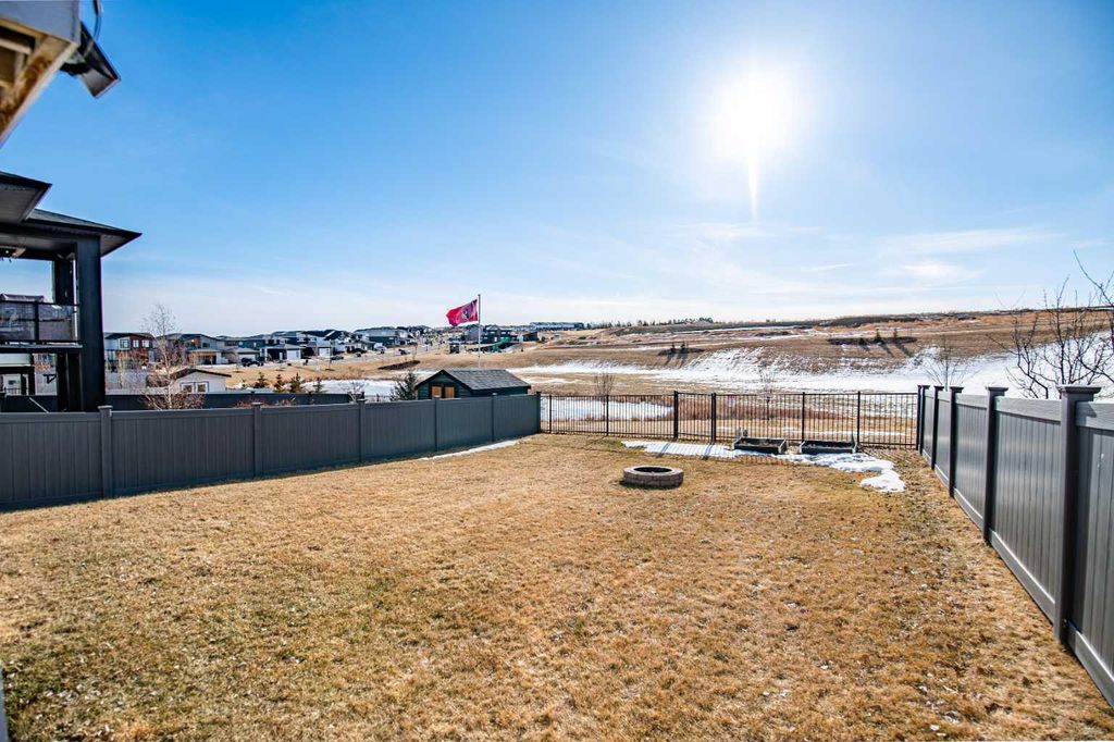 Photo of 19 Vanveller Way, Sylvan Lake, AB T4S 0M4 (MLS # A2291138)