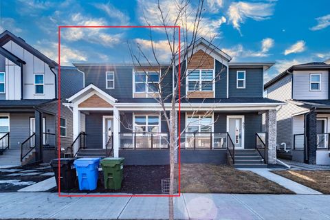 671 Wolf Willow Boulevard SE Calgary AB T2X 5R2