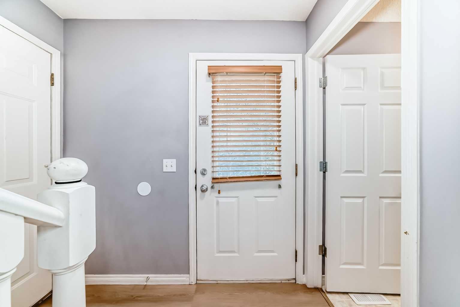156 Simcoe Place SW