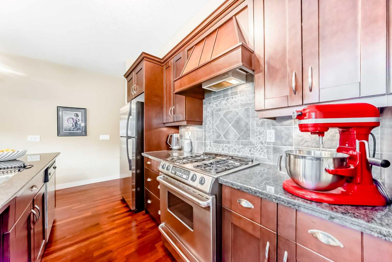 1828 14 Street SW 201