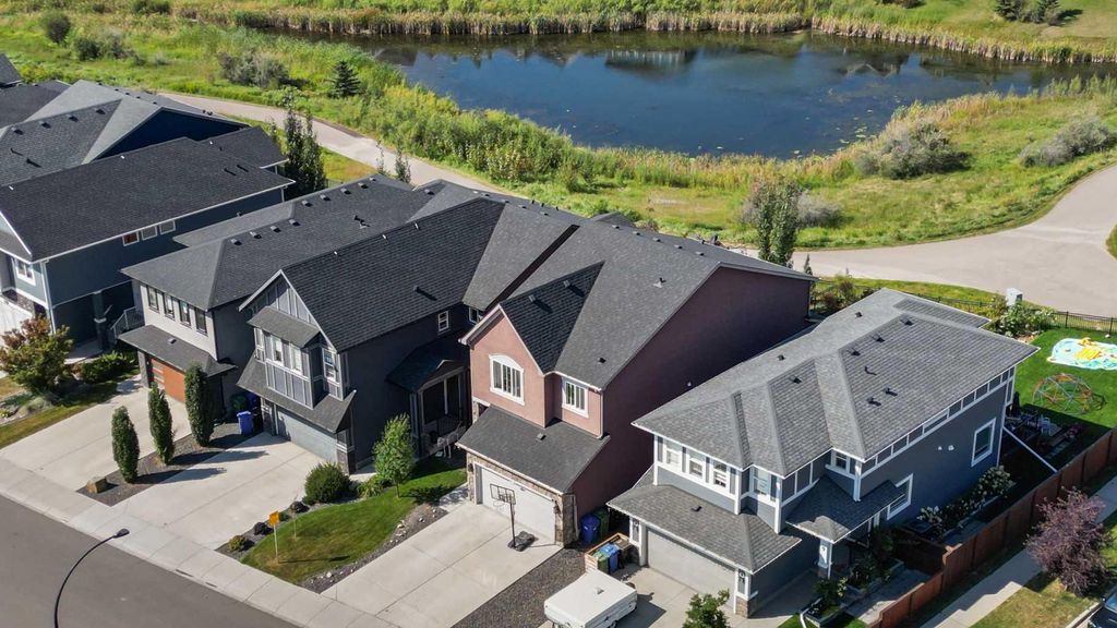 Photo of 13 Cranbrook Cove SE, Calgary, AB T3M 2S9 (MLS # A2283927)