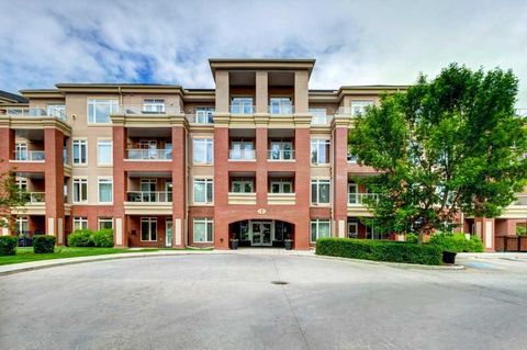 Photo of 2 Hemlock Crescent SW #105, Calgary, AB T3C 2Z1 (MLS # A2322904)