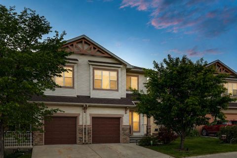 Photo of 267 Sunset Point, Cochrane, AB T4C 0K9 (MLS # A2323280)