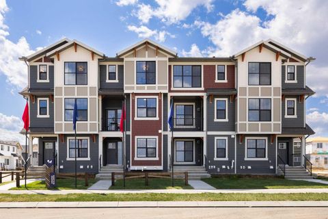 Photo of 145 Wild Rose Way SE, Calgary, AB T3M 4A2 (MLS # A2294199)