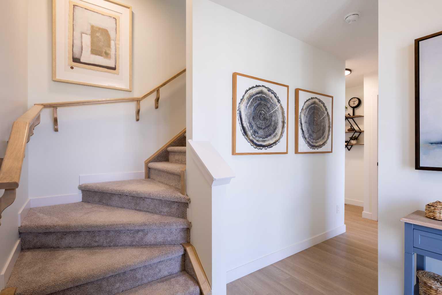 145 Wild Rose Way SE