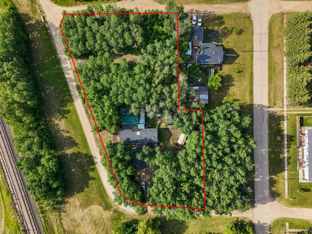Photo of 310 Beaver Street, Ferintosh, AB T0B 1M0 (MLS # A2327613)