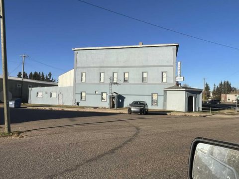 5103 50 Ave 50 Avenue Innisfree AB T0B 2G0