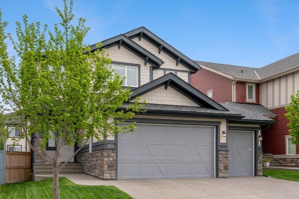 Photo of 151 Stonemere Green, Chestermere, AB T1X 0S2 (MLS # A2314066)