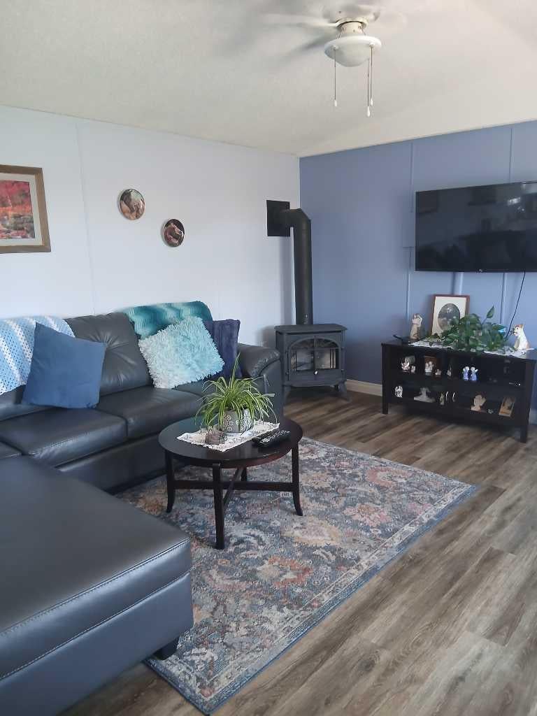 Photo of 947 Main, Milk River, AB T0K 1M0 (MLS # A2326519)