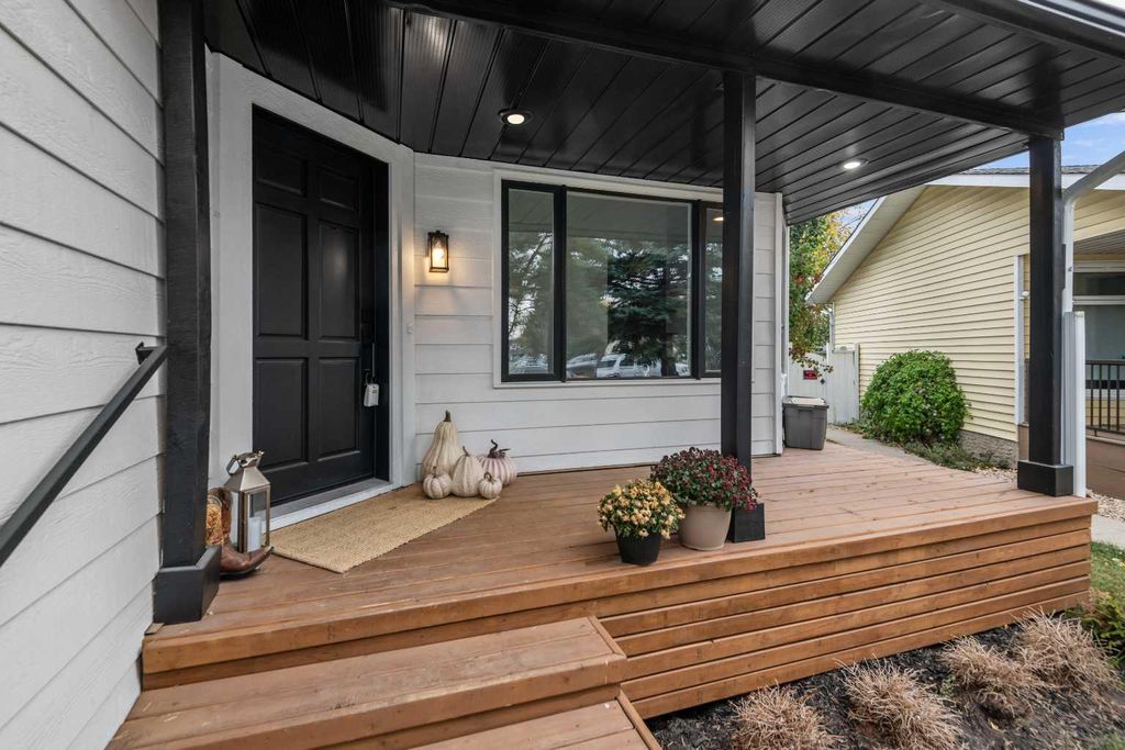 Photo of 129 Sundown Place SE, Calgary, AB T2X 3B7 (MLS # A2299941)