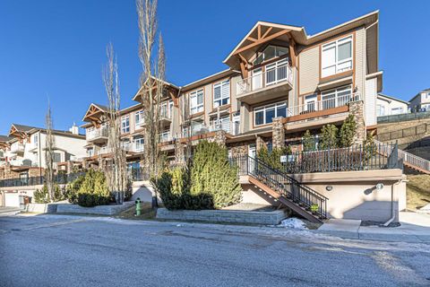 Photo of 148 Rockyledge View NW #3, Calgary, AB T3G 5Y4 (MLS # A2279313)