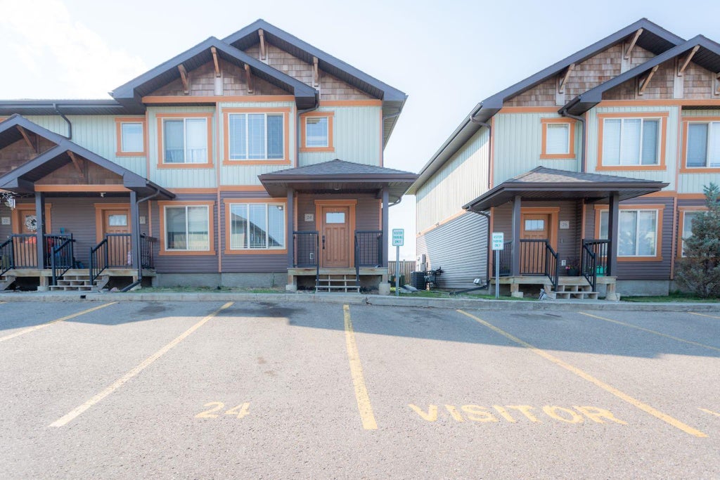 Photo of 4260 41 Street #24, Lloydminster, SK S9V 2J2 (MLS # A2341119)