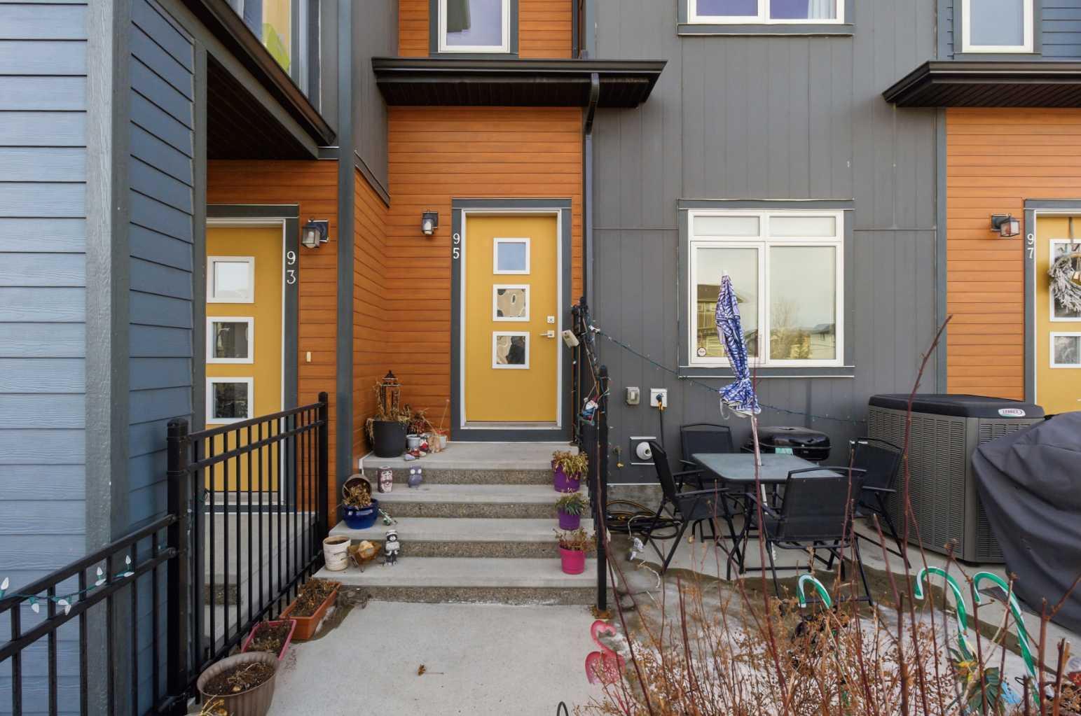 95 Sage Bluff Gate NW