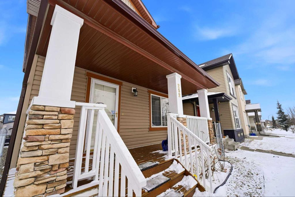 Photo of 252 Saddlecrest Blvd Blvd NE, Calgary, AB T3J 5L6 (MLS # A2288541)