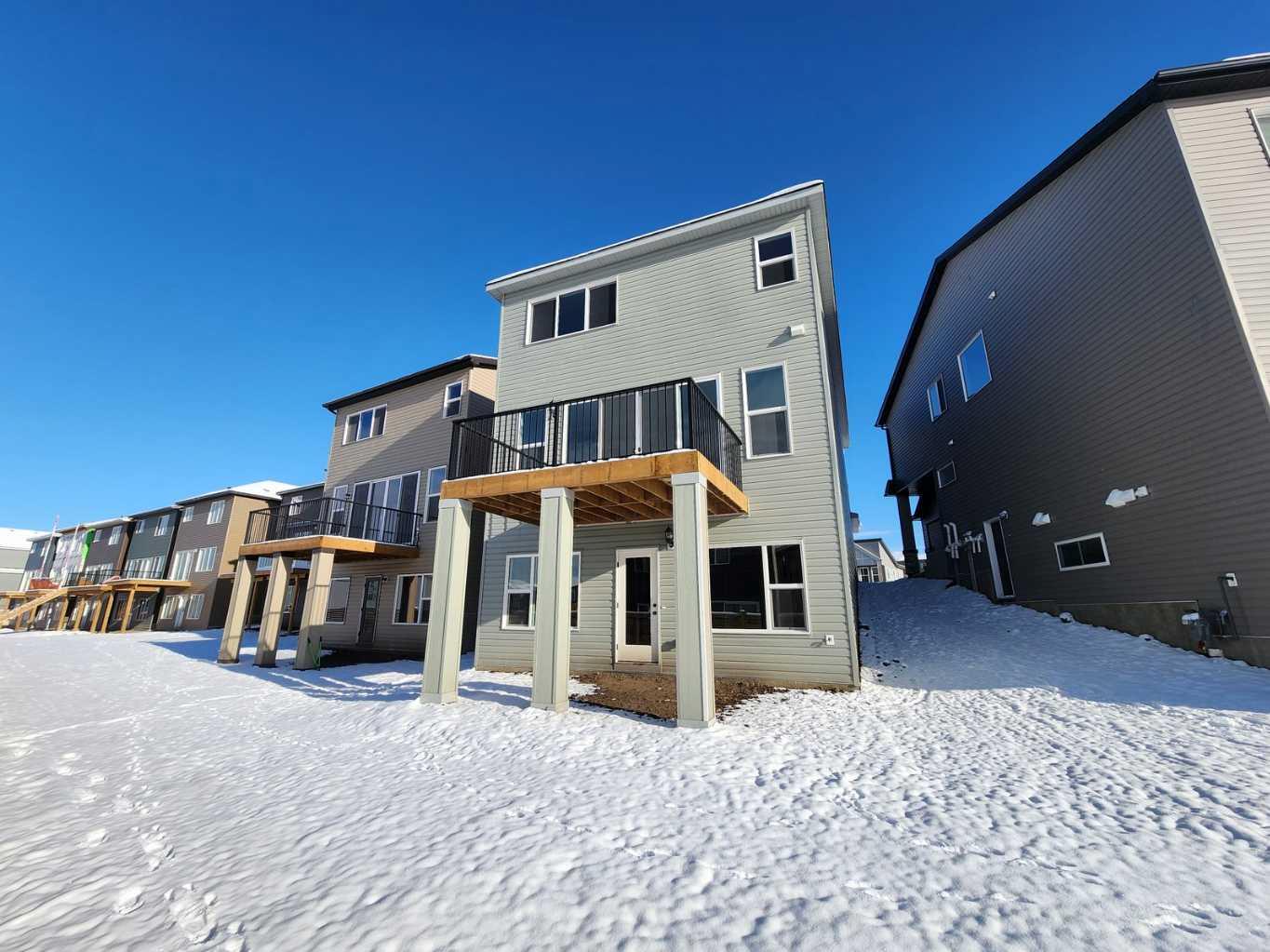 193 Lucas Place NW