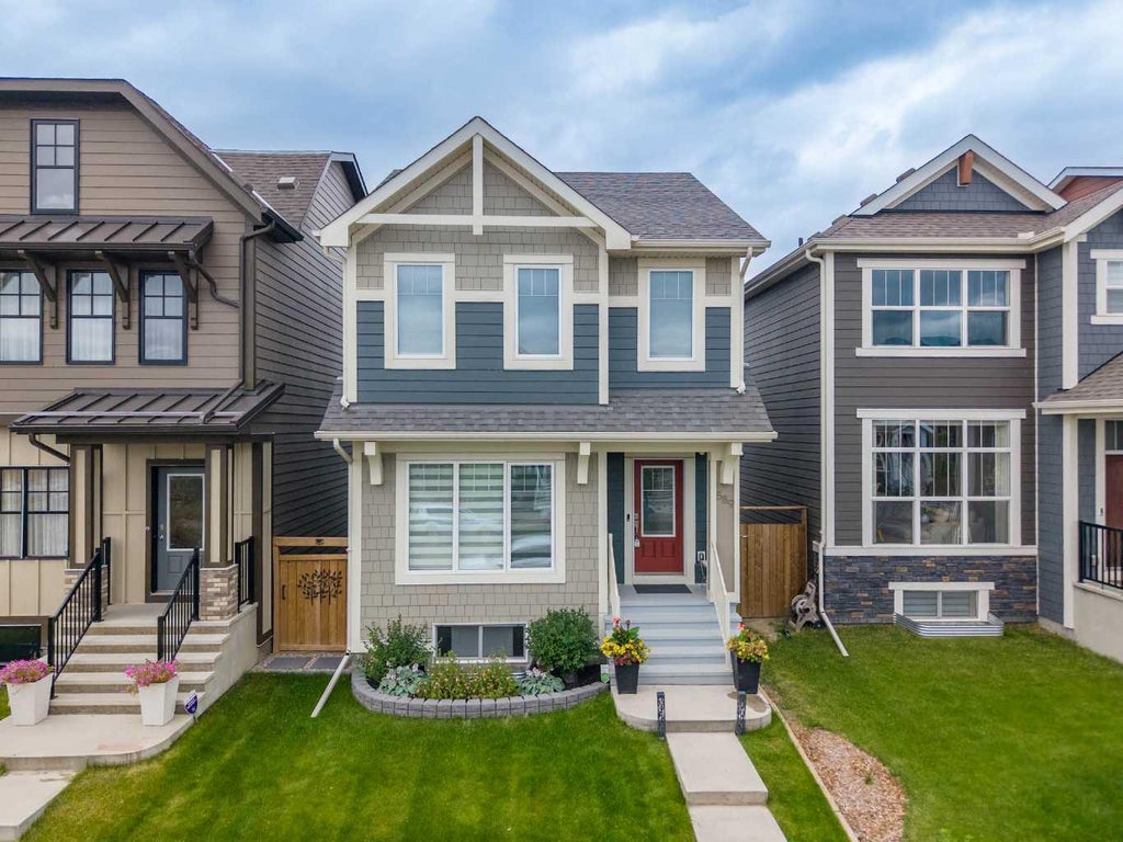 Photo of 589 Masters Road SE, Calgary, AB T3M 2W3 (MLS # A2349116)
