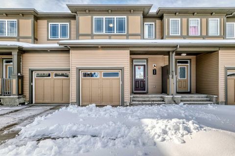 Photo of 224 Carringham Way NW, Calgary, AB T3P 1V9 (MLS # A2296302)