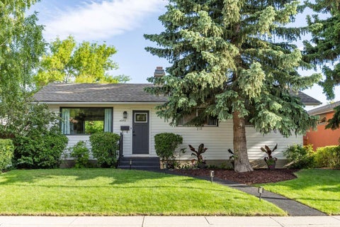 Photo of 4952 Vanguard Road NW, Calgary, AB T3A 0R5 (MLS # A2322982)