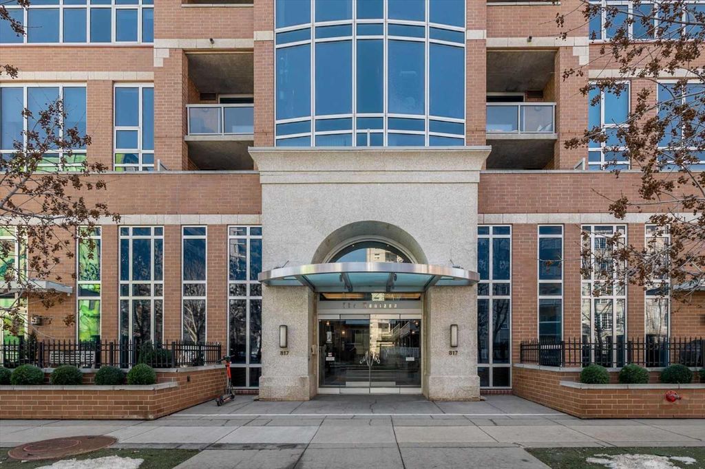 Photo of 817 15 Avenue SW #500, Calgary, AB T2R 0H8 (MLS # A2302057)