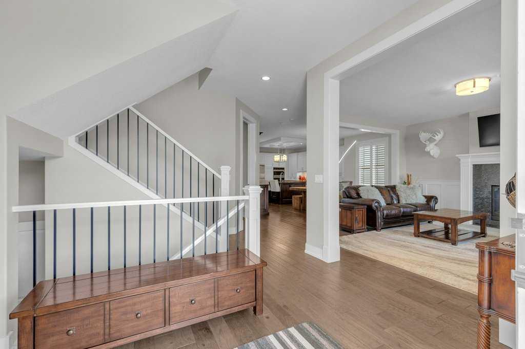6 Cooperstown Court SW