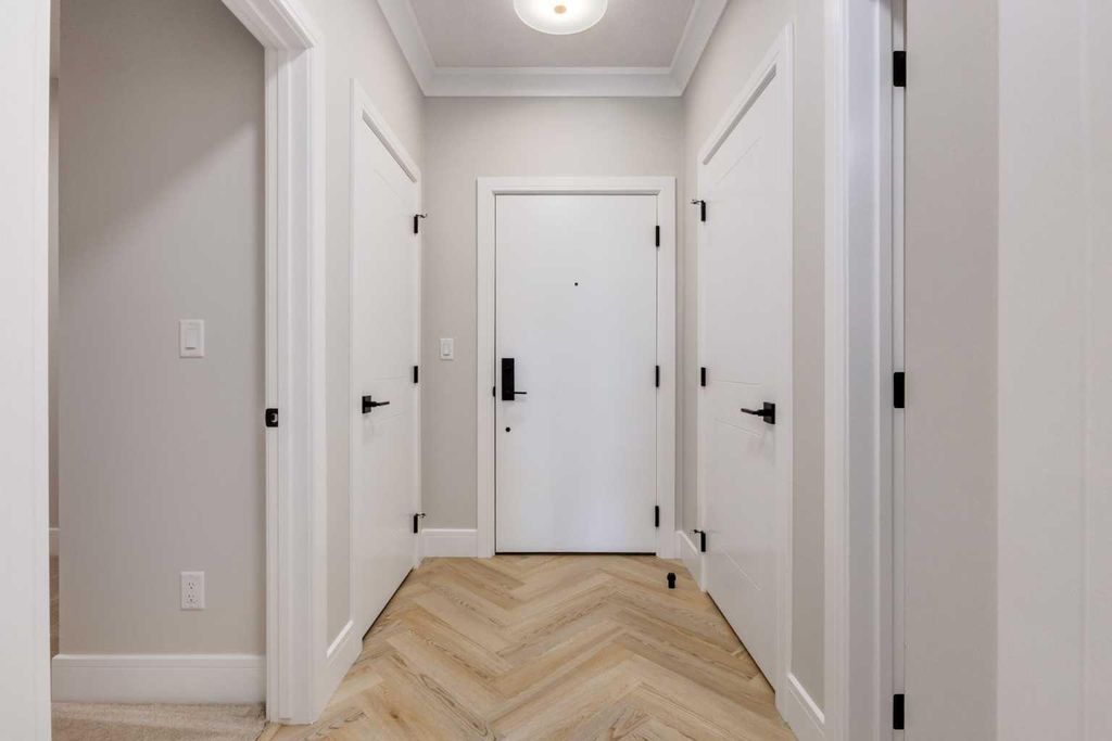 Photo of 330 Dieppe Drive SW #516, Calgary, AB T3E 2L4 (MLS # A2288475)