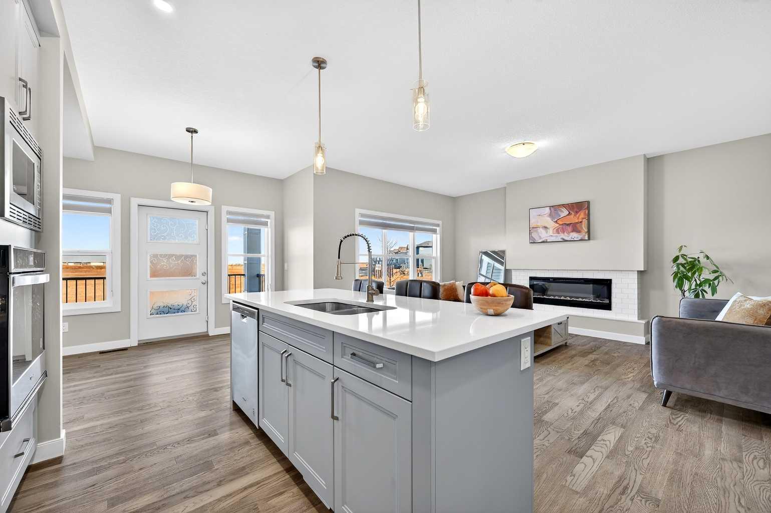 77 Belvedere Drive SE