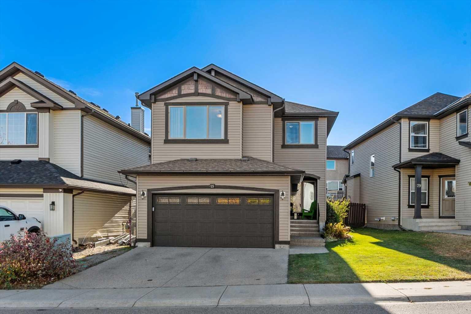 25 Tuscany Summit Terrace NW