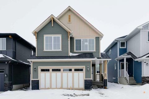 823 Bayview Terrace SW Airdrie AB T4B 4G2