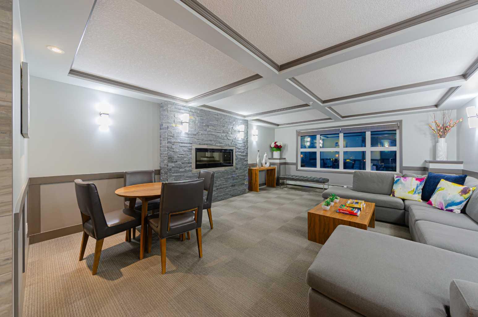 450 Kincora Glen Road NW 3403