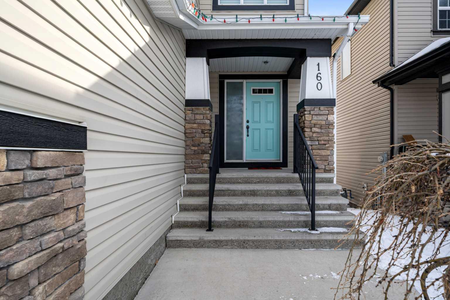 160 Reunion Grove NW