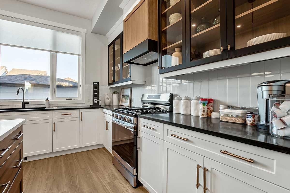 1277 Alpine Avenue SW