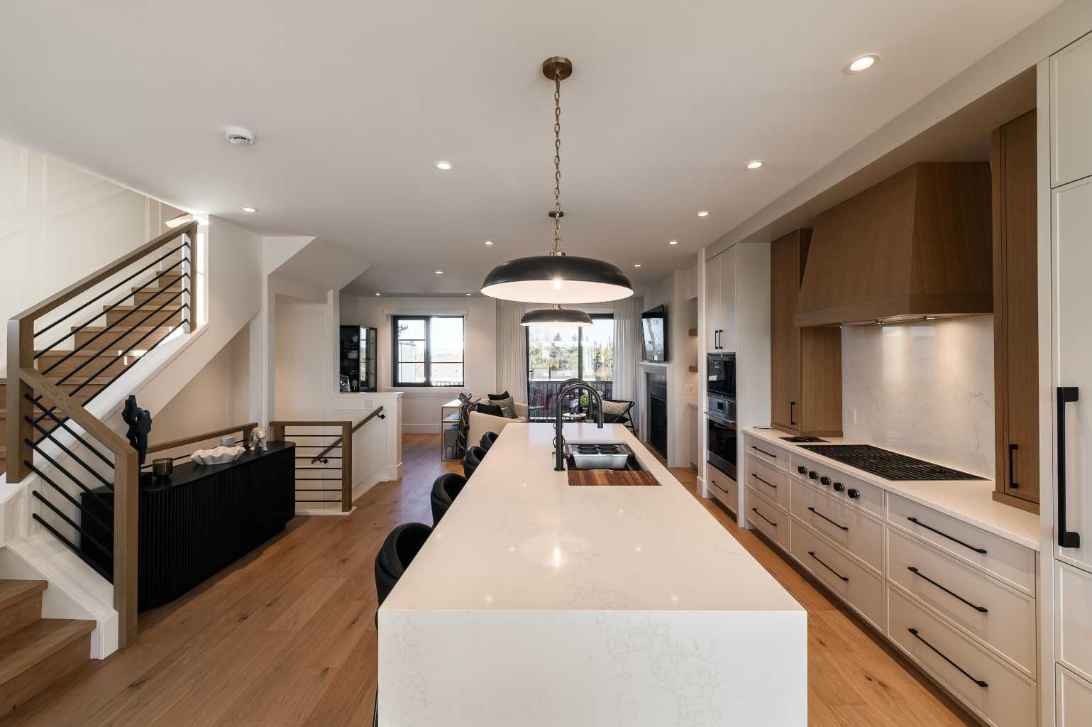 1700 73 Street SW 208