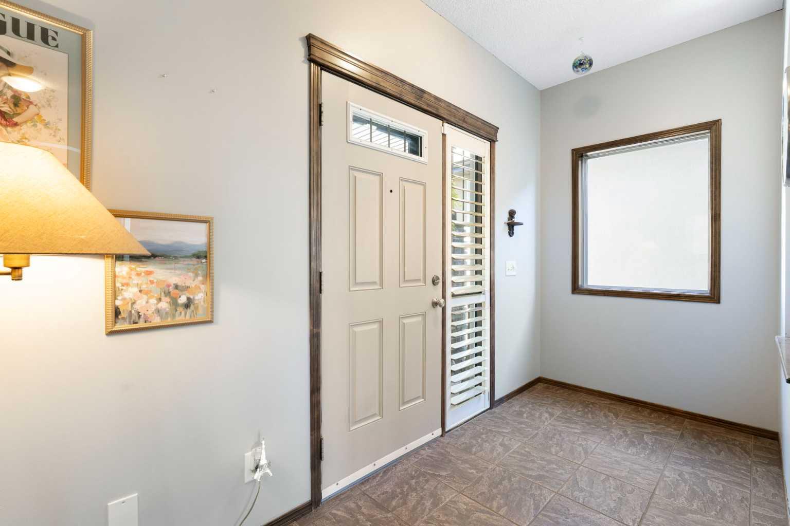 382 Tuscany Ravine Road NW