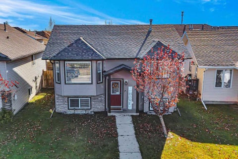 Photo of 35 Jepsen Crescent, Red Deer, AB T4P 0A9 (MLS # A2352483)