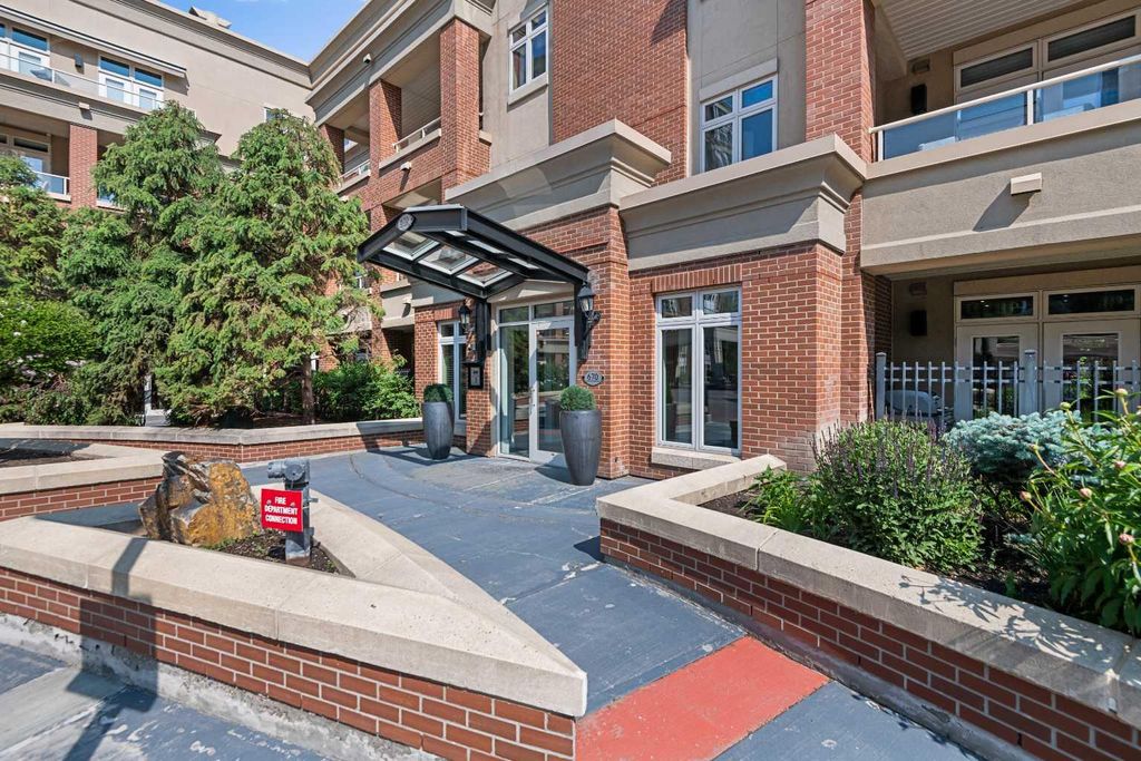 Photo of 670 PRINCETON Way SW #105, Calgary, AB T2P 5K2 (MLS # A2261502)