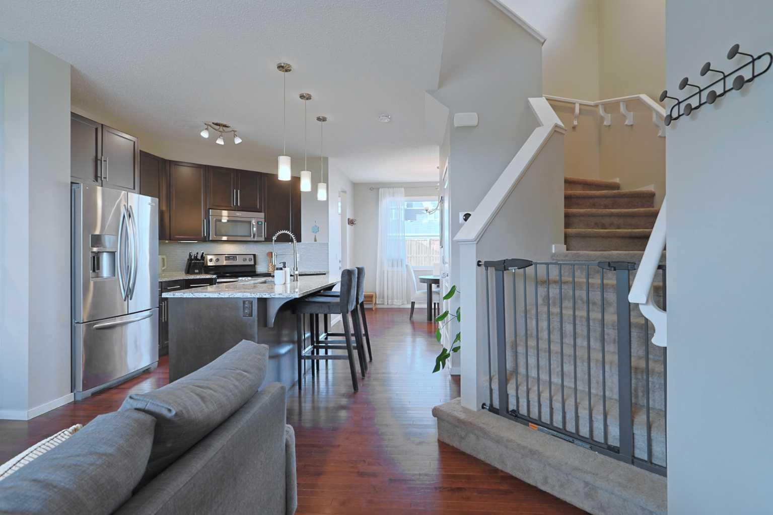 27 Nolanlake Point NW